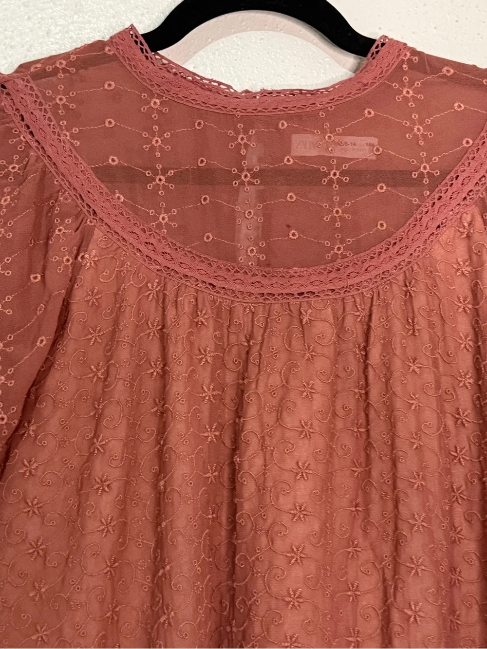 Zara Girl’s Dusty Rose Eyelet Babydoll Dress. Sz 13-14.